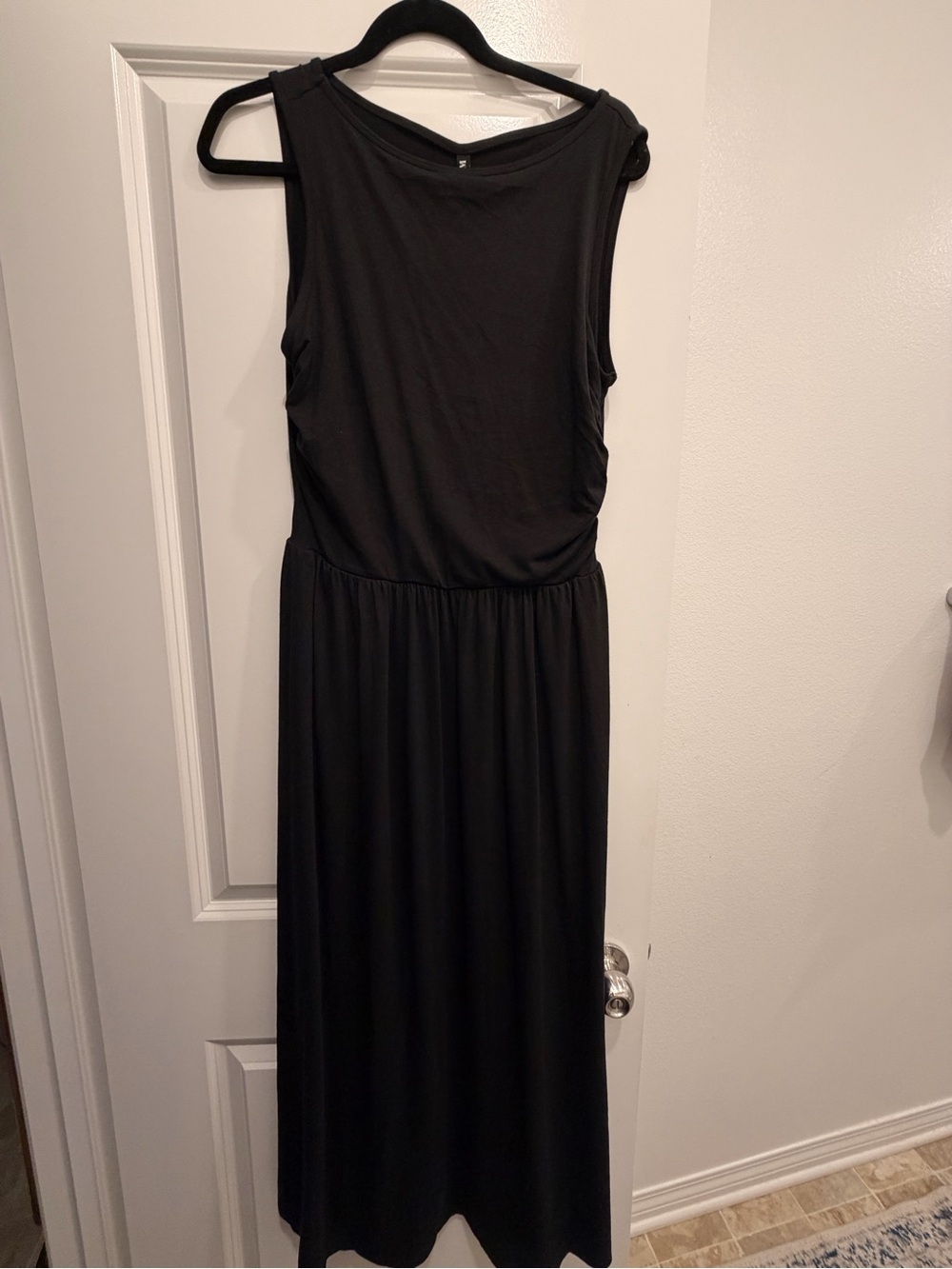 Sleeveless Black Maxi Dress with Gathered Waist